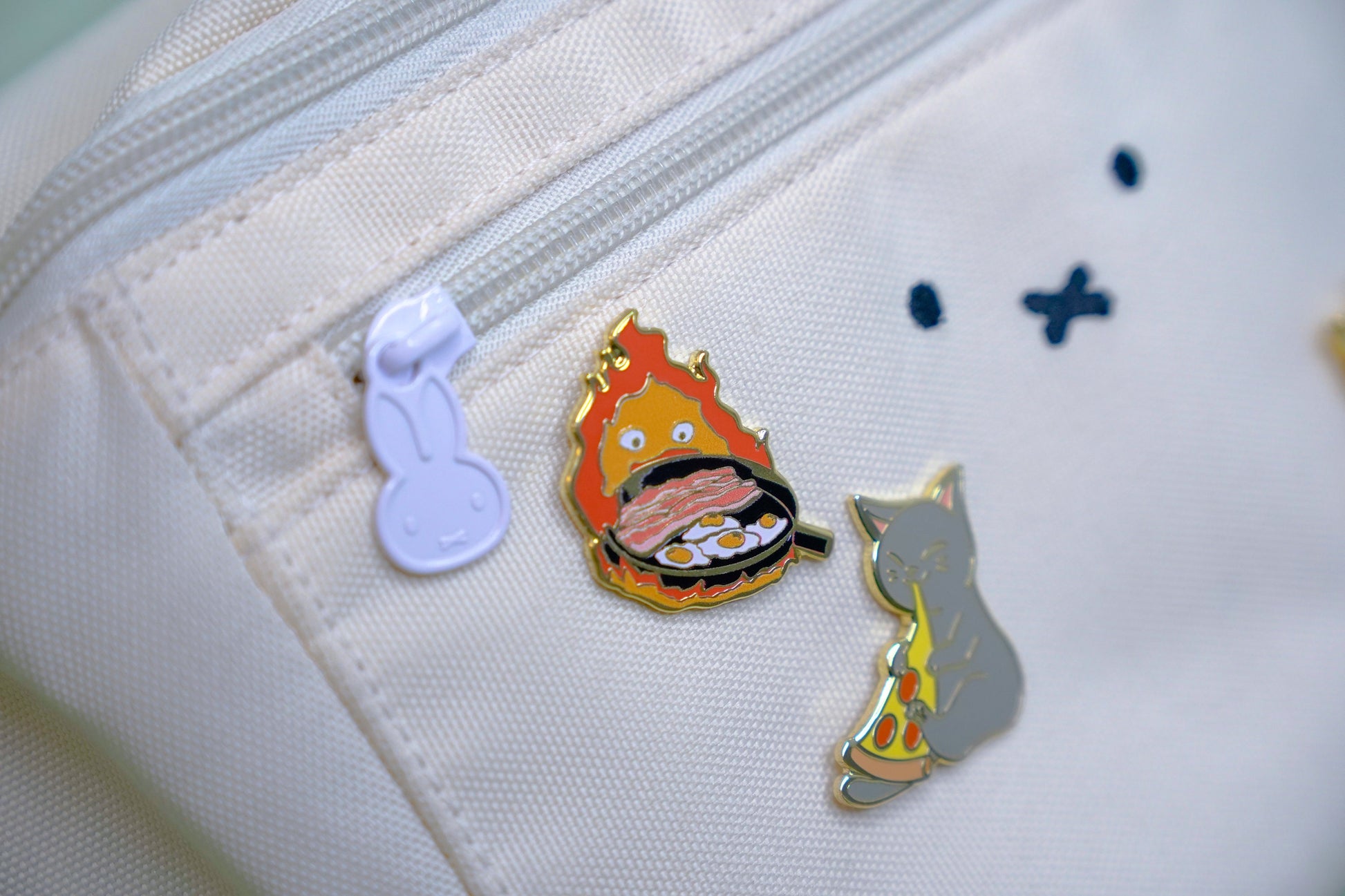 Calcifer Pin, Howl's Moving Castle Accessory, Calcifer with Bacon Egg Pan Hard Enamel Pin